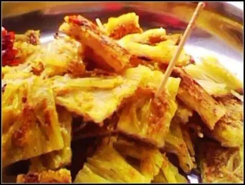 一个老外说要在1年内吃遍中国，结果5年了，还在新乡