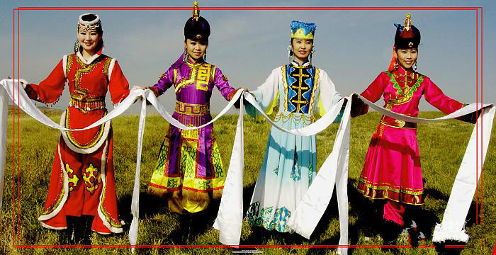 中国最美少数民族服饰风貌,民族最美服饰排行榜