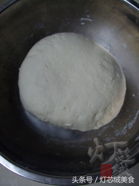 甘肃蒸花卷苦豆子,西北苦豆子烤花卷