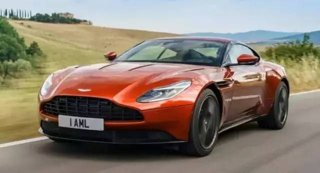 变形金刚5大黄蜂跑车车型,福特变形金刚5