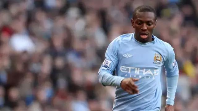 曼城巴洛特利阵容,特维斯时期曼城阵容