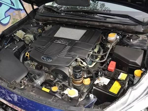 斯巴鲁力狮视频评测懂车帝,斯巴鲁力狮第一人称试驾