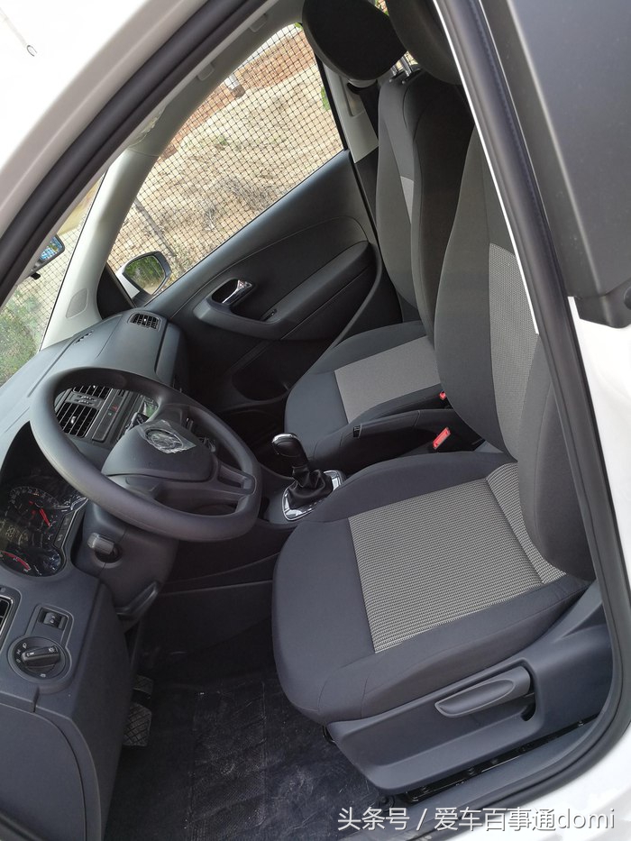 大众polo1.4t自动落地价,polo自动风尚版1.4