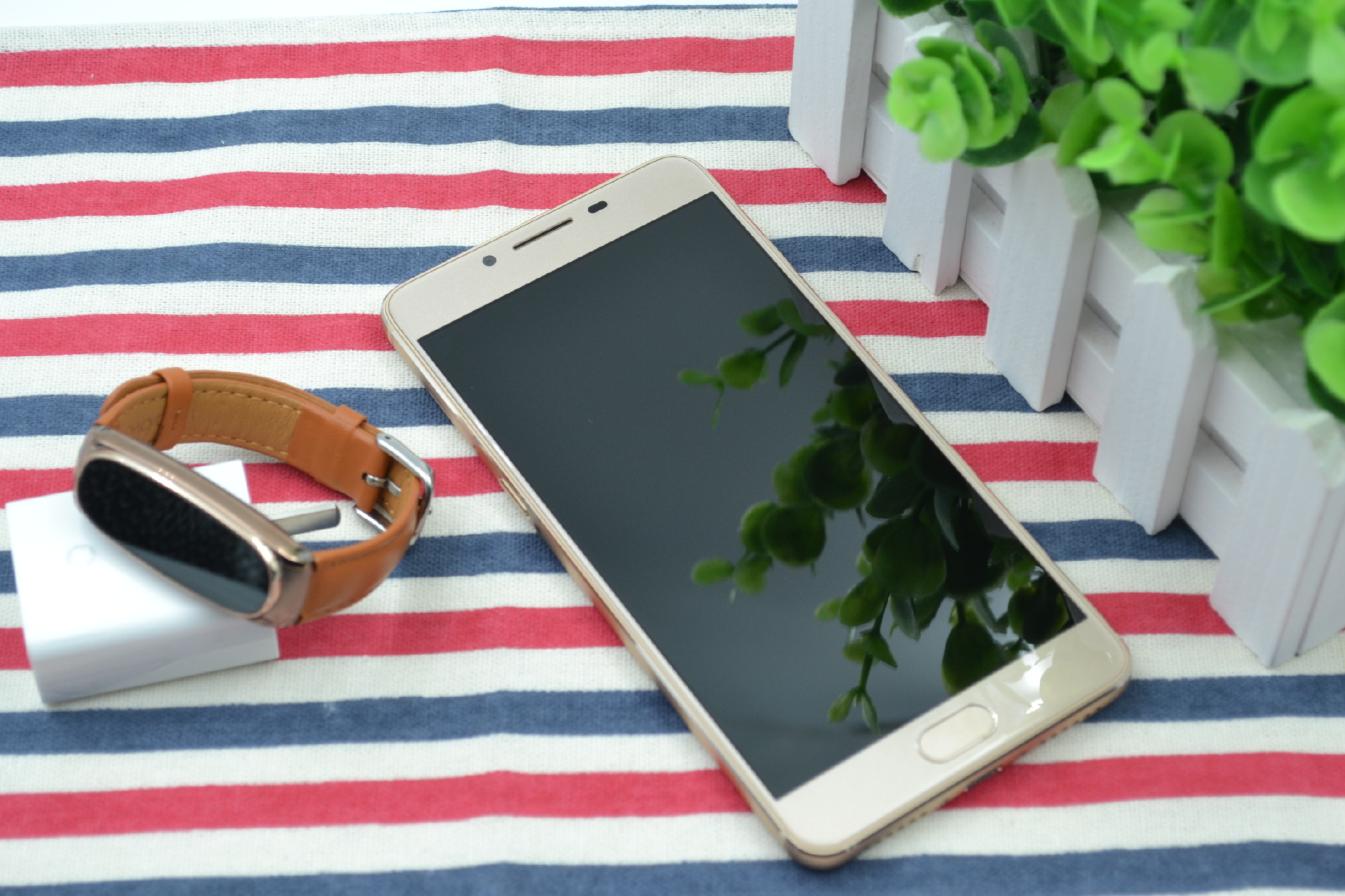 对家人的爱更多一点,九爱亲情手机HaloveH1上手测评