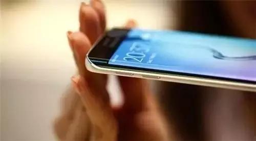 手机屏幕老转圈圈,手机屏幕越来越长真的好吗