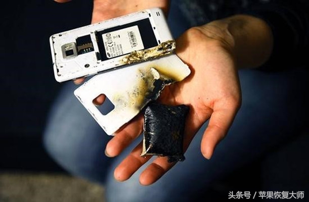 手机不能拆电池是在逼你换手机?停一下,瞅准了再开喷!