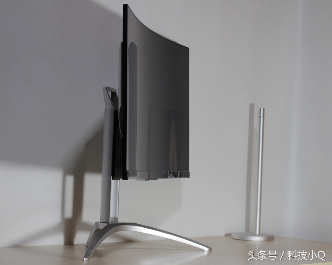 144赫兹显示器英雄联盟fps多少,显示器刷新率和英雄联盟的帧数