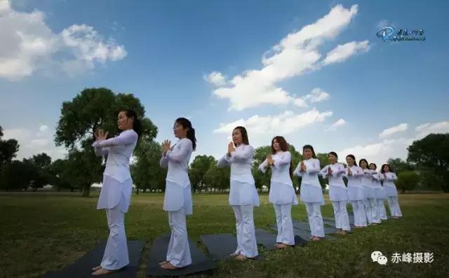 我爱夏日长深度解析,我爱夏日长在线观看