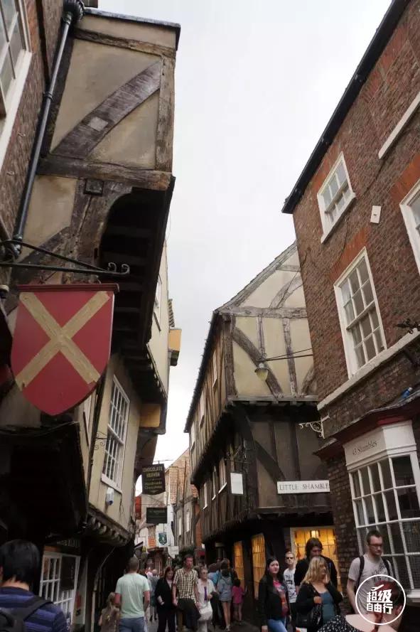 哈利波特已经37岁了！但愿你做了20年的魔法梦不要醒！