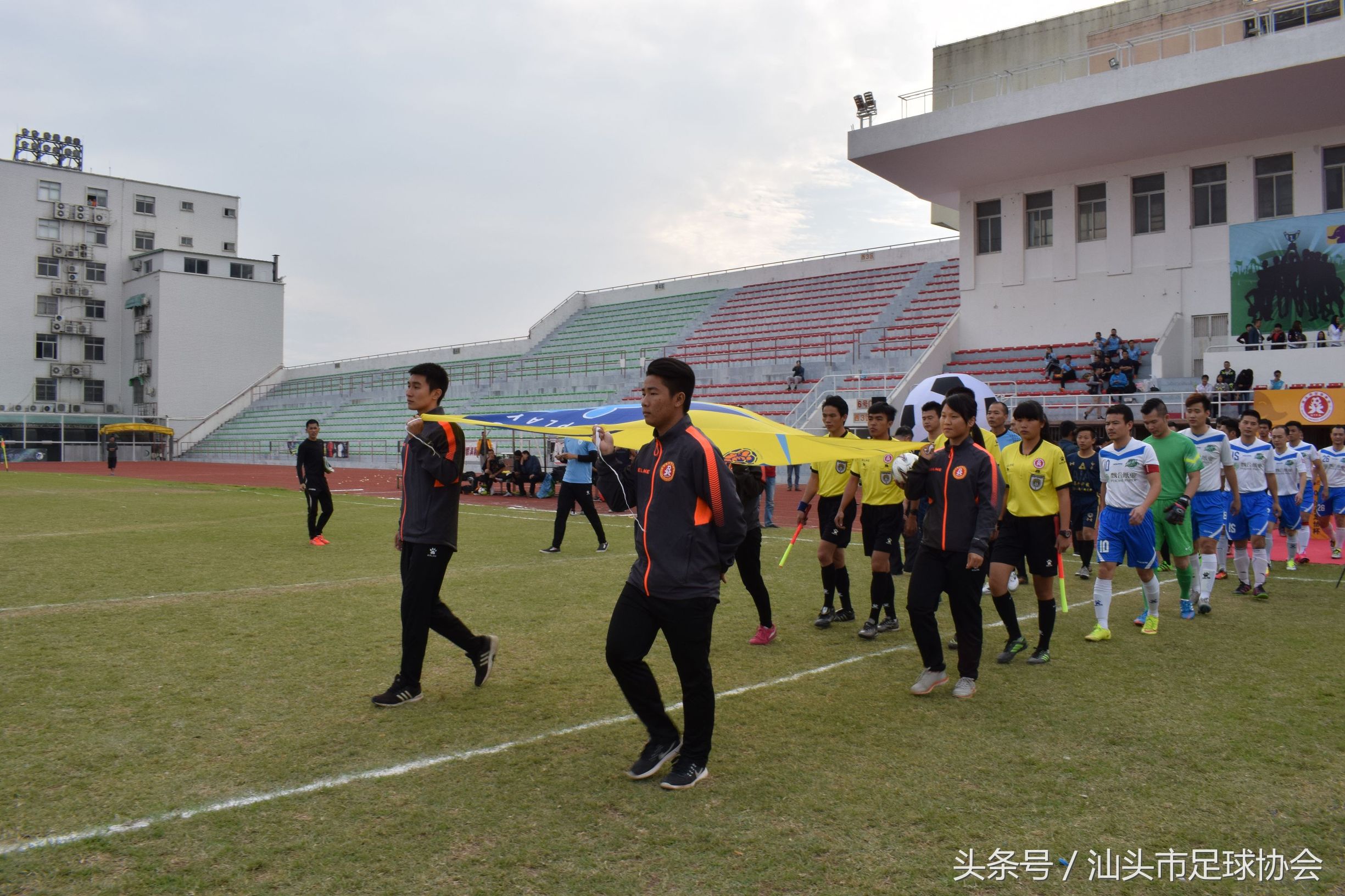 汕头足球裁判队伍的建设——胡立博