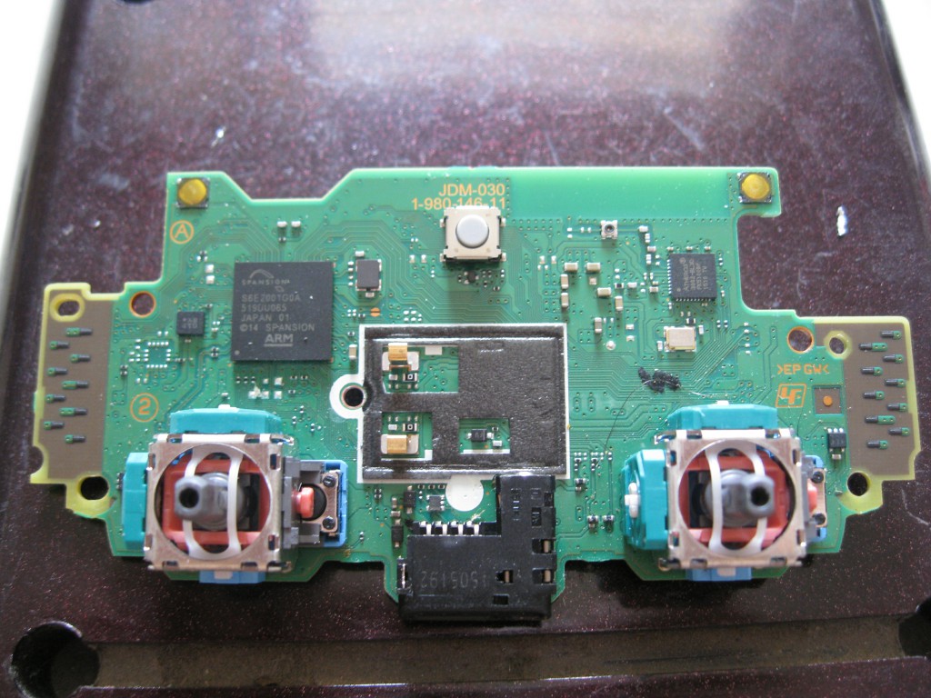 胡撕乱拆系列——索尼*法大**SONYPS4手柄拆机及真-摇杆更换