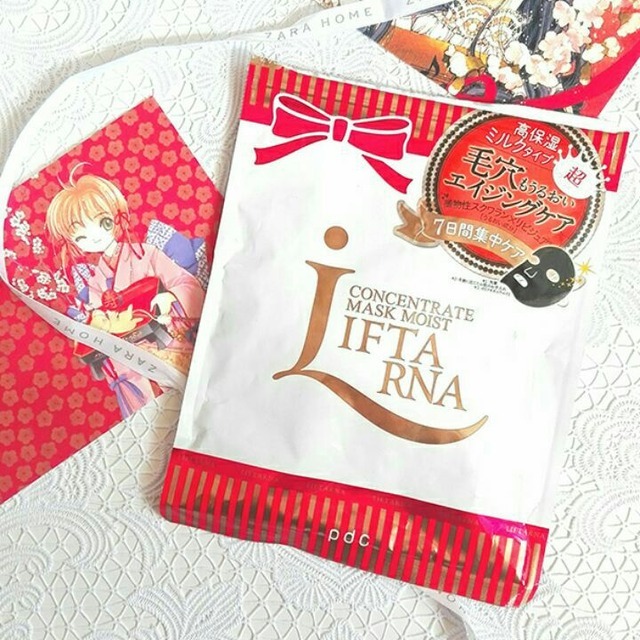 面膜保湿膜的正确使用方法,面膜保湿和补水怎么用最好