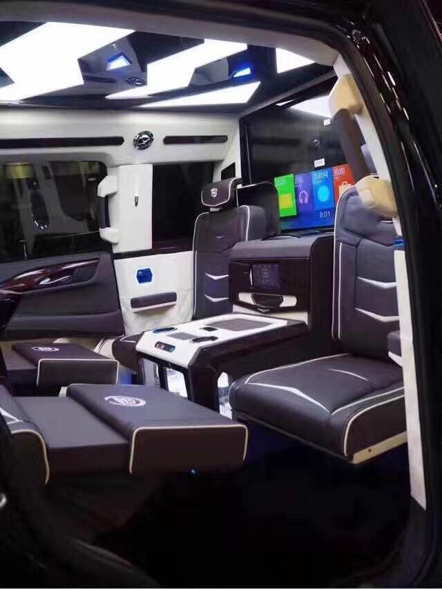 凯迪拉克总统一号vs林肯领袖一号,最新款凯迪拉克总统一号加长版