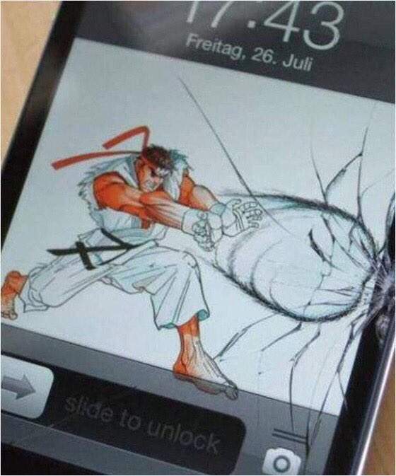 手机玻璃后盖碎了一般要修多少钱,手机屏的玻璃碎了怎么修复