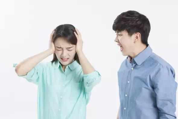 老婆不讲理和婆婆吵架,每次老婆吵架我都无话可说怎么办