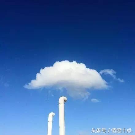 希望周围多一个幸福的人,周围的人好像都挺幸福的