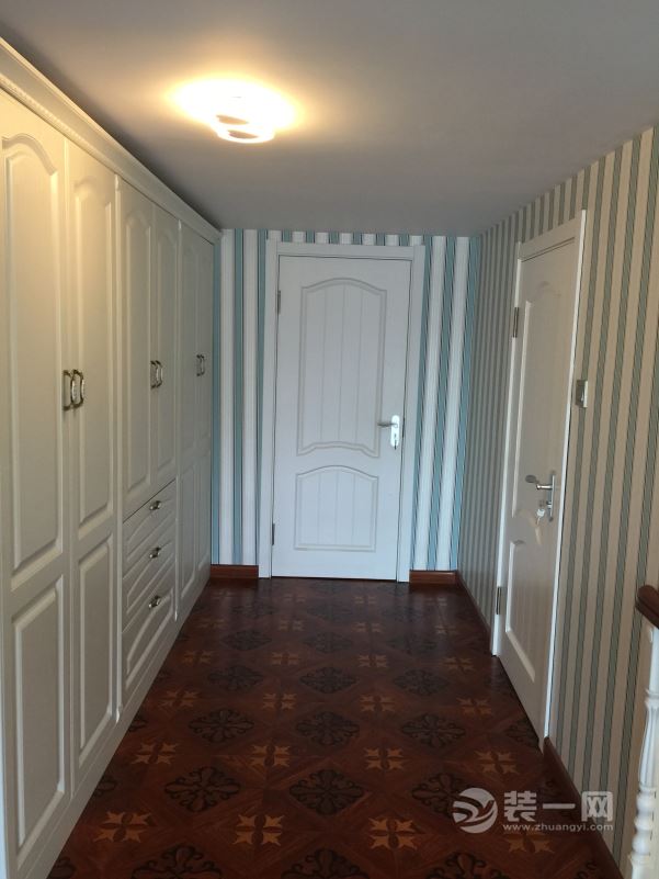 家具刚到位,晒实景图!68㎡loft户型,5万造价,哈尔滨地恒托斯卡纳