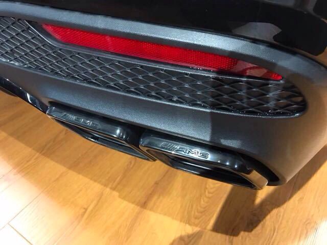 穿着西服的猛兽，详解你想象不到的奔驰GLS63AMG