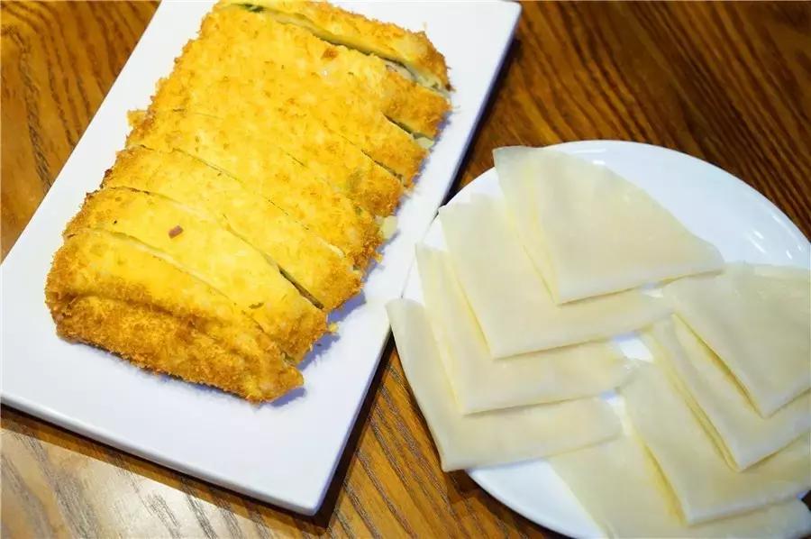 蒙眼用剪刀做面,服了!这么牛X的店居然系佛山的10年老字号!东家好吃才是硬道理!