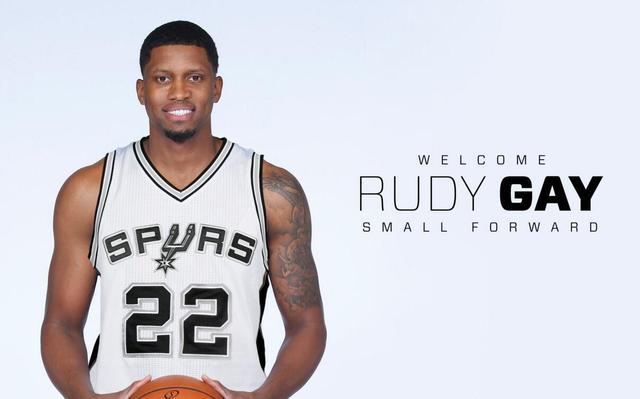 盖伊晒马刺新“三巨头”照片，三人球衣是2号、12号、22号！