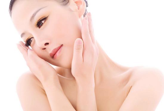 消除鱼尾纹的护肤品,眼袋鱼尾纹怎么消除