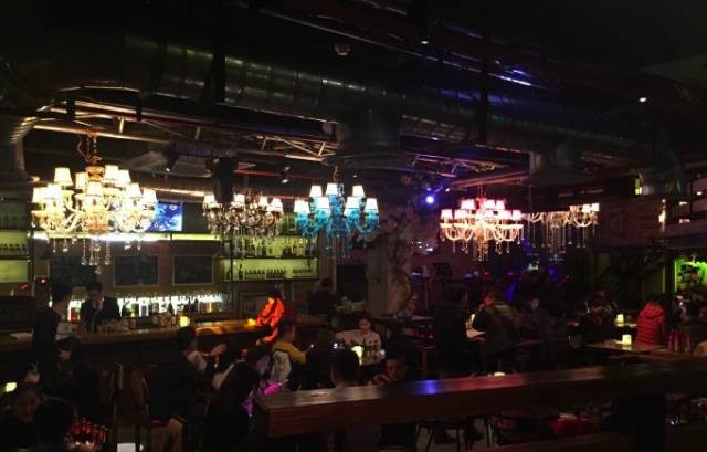 南宁比较好玩的酒吧,南宁适合一个人去的酒吧