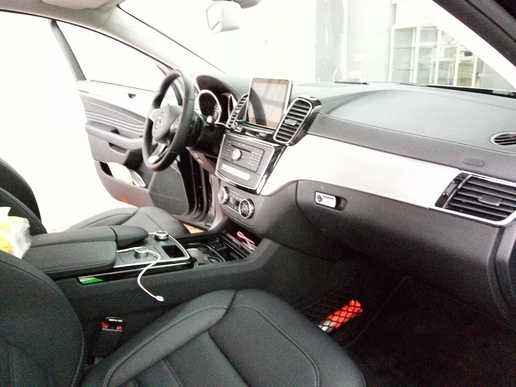 史上最草率的购车经历！奔驰GLE320coupe提车实录，看完你就知道有多草率了！