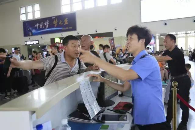 每天4万人乘车,哈尔滨东站你到底想要多火?