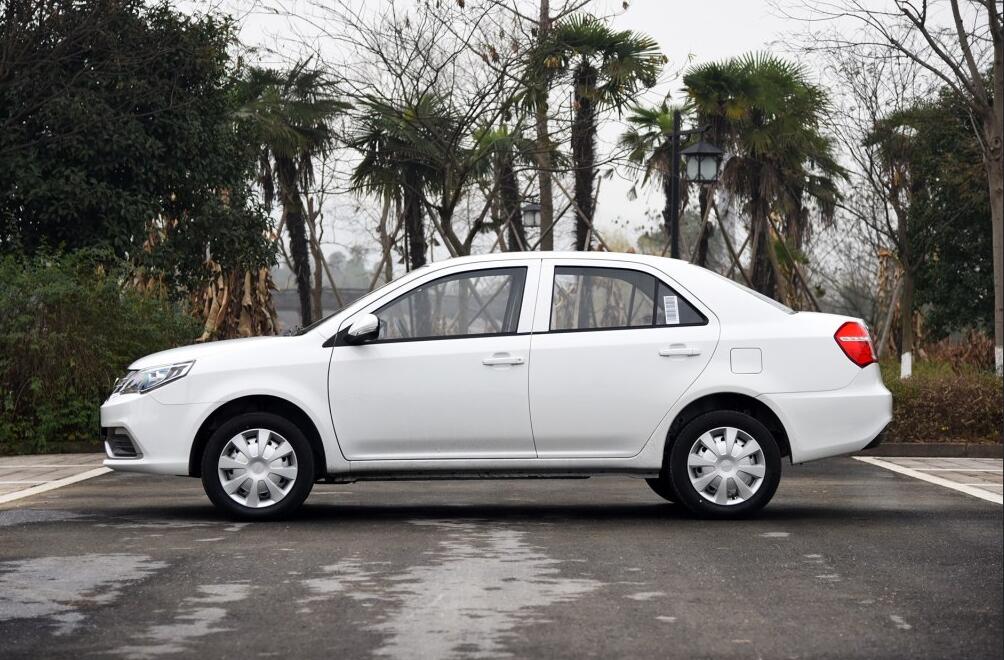 吉利金刚2016款驾驶体验,吉利金刚手动挡的优缺点