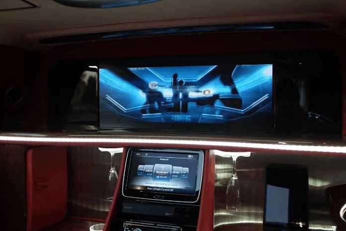 奔驰迈巴赫s600加长5.98米,浙江土豪开488万车