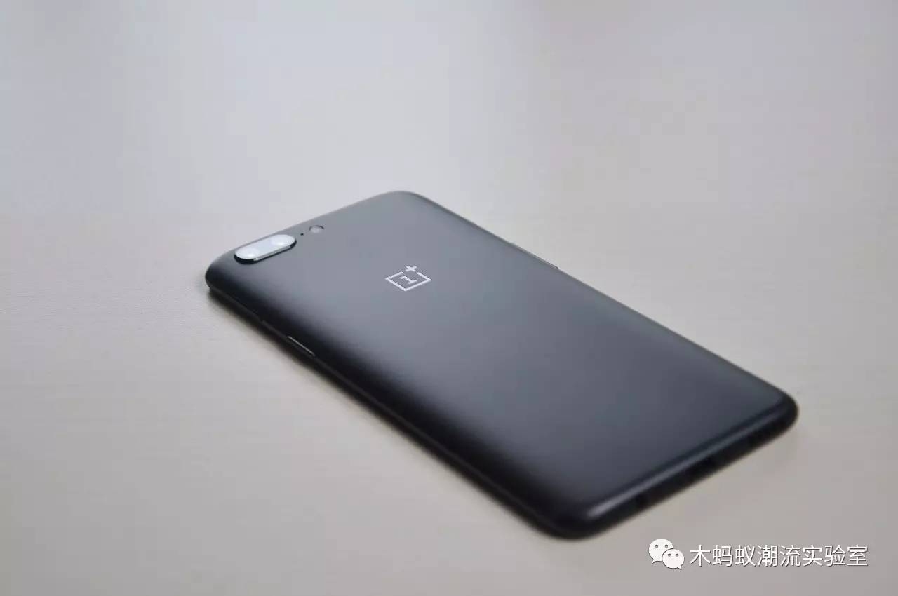 一加5使用的真实感受,一加5评测耳机孔