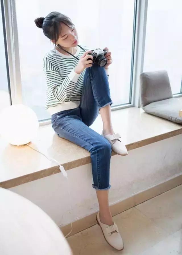 高能少年团杨紫奚梦瑶周冬雨出场,周冬雨奚梦瑶vogue对比