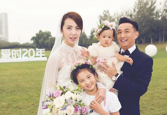 宋慧乔和杨幂谁更漂亮,杨幂和宋仲基一起在日本看秀