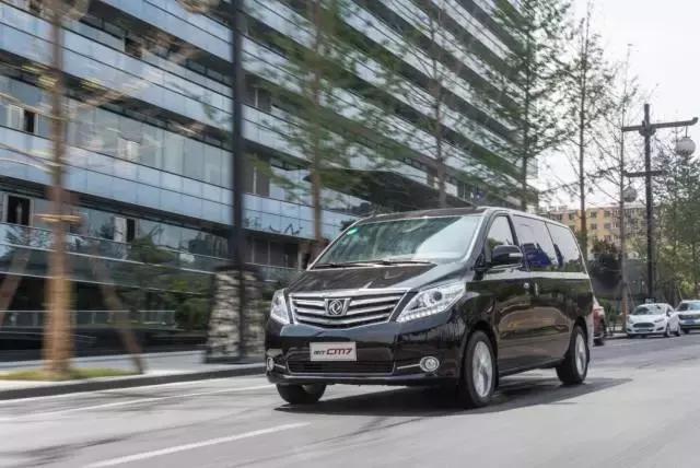 东风风行cm7和埃尔法对比,cm7改装埃尔法