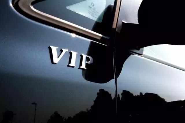 东风风行cm7和埃尔法对比,cm7改装埃尔法