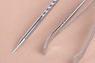 用手挤痘痘太用力皮肤变黑怎么办,用手挤痘痘的正确方法