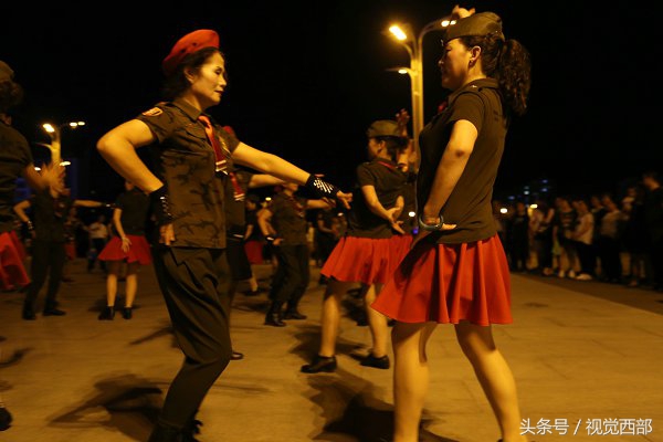 甘肃广场舞大妈,广场舞大妈平凉