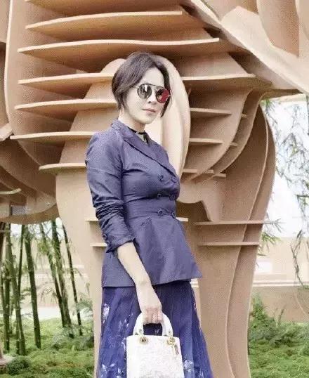 刘诗诗刘亦菲奶茶妹,刘诗诗奶茶妹视频