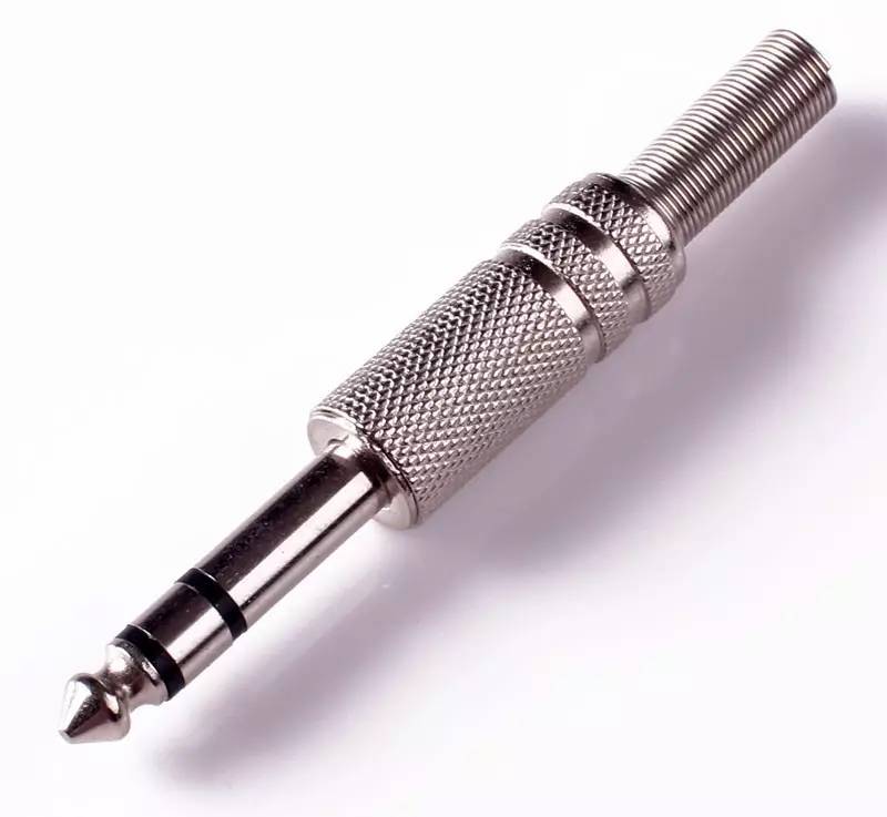 什么手机耳机插头是扁的,哪种耳机品牌有type插头