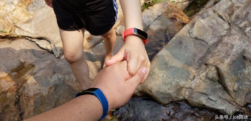 华为手环6pro防水测评,华为手环6pro防水性能怎么样