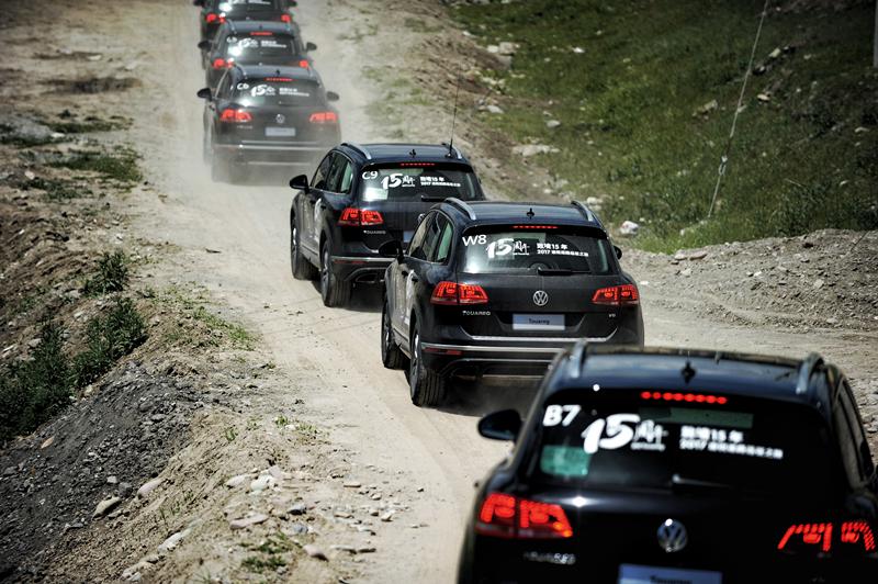 途锐内饰变化,途锐二代和三代变化