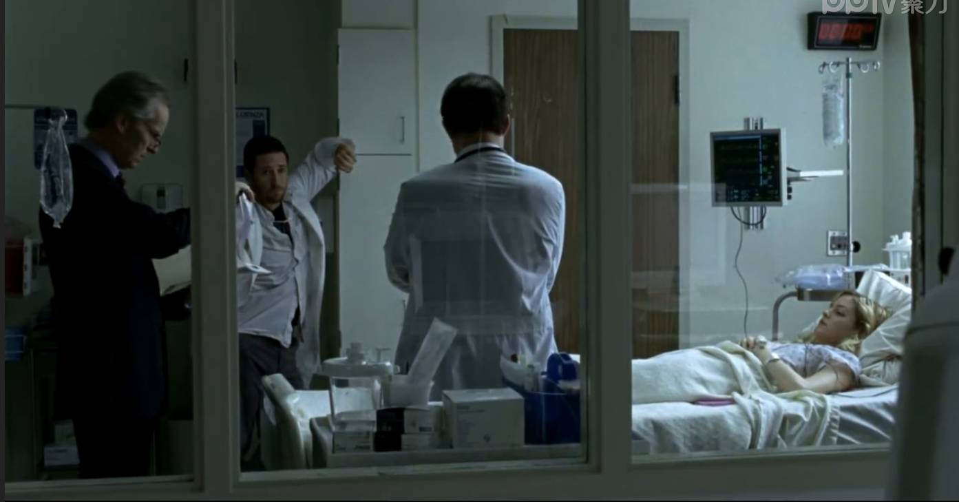 坏坏医生”偷天换日“的爱却有好结果这部电影很不合逻辑