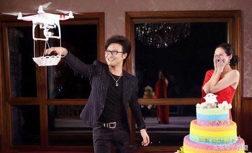 汪滔和汪峰,汪滔和汪峰什么关系