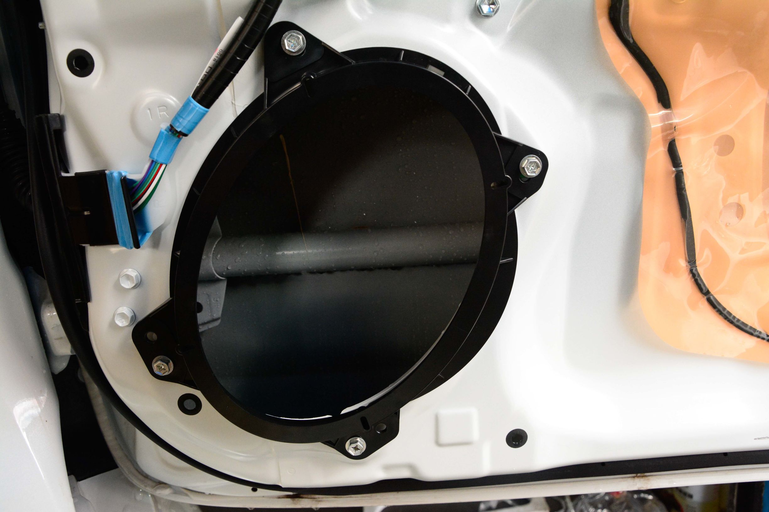 阿尔派360全景一体机普拉多,阿尔派普拉多专用音响