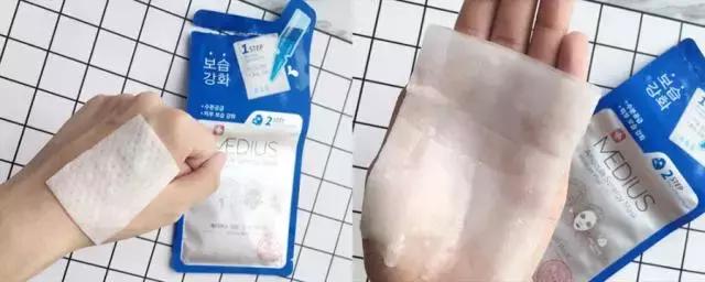 面膜保湿膜的正确使用方法,面膜保湿和补水怎么用最好