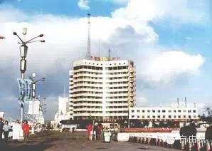 高楼万丈平地起谁是包头第一高？盘点包头近几十年的高楼变化