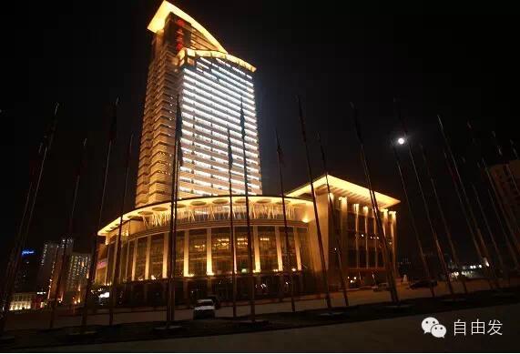 高楼万丈平地起谁是包头第一高？盘点包头近几十年的高楼变化