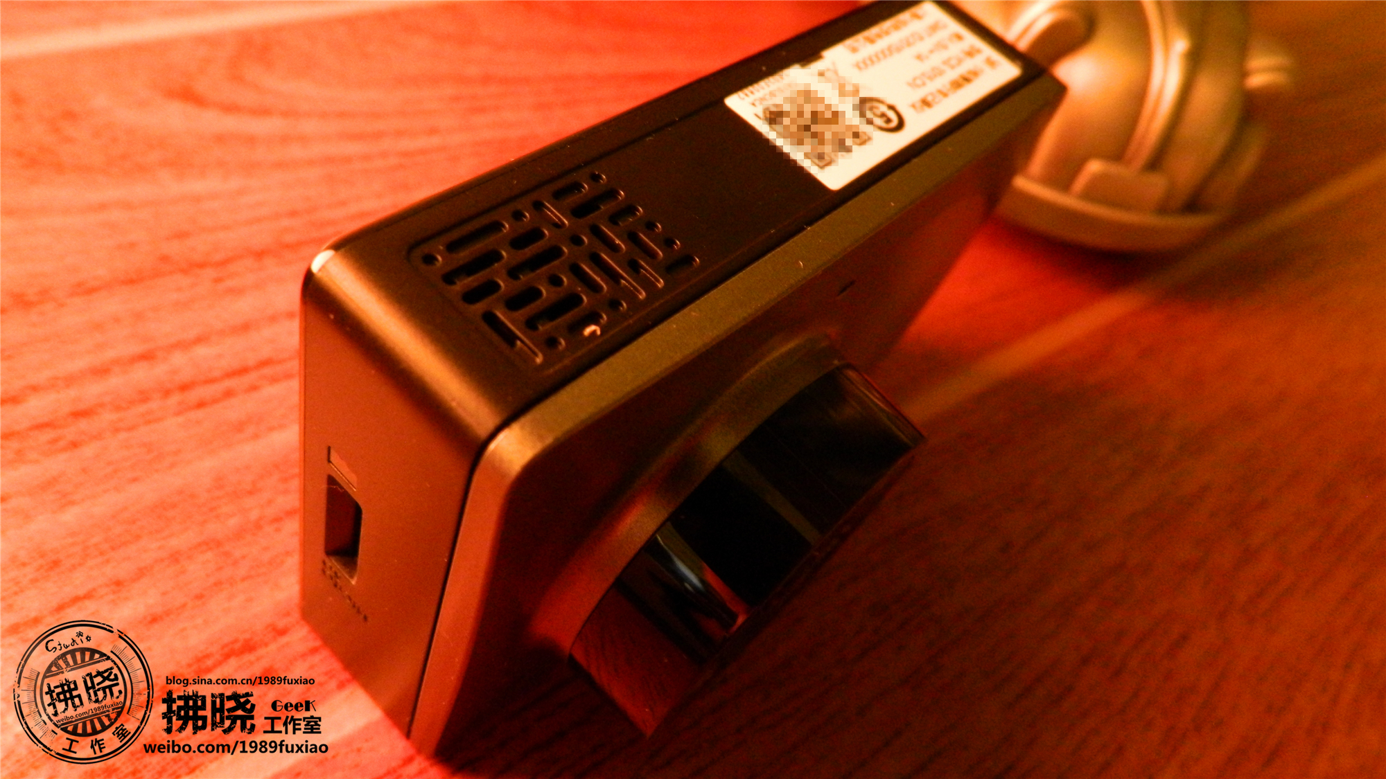 小米小蚂蚁监控,小米行车记录仪和小蚁哪个好