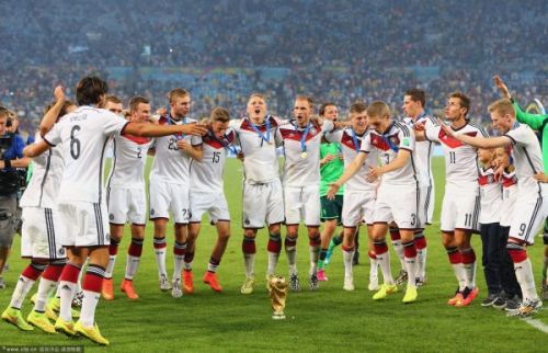 2024欧洲杯德国队球衣正版,德国最美球衣