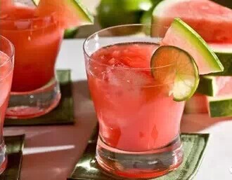 喝醉酒后难受怎么安慰,怎么照顾喝白酒喝醉了的人